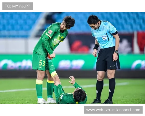 大连中场天才踢疯了全场耀眼成焦点