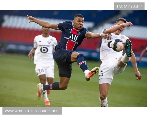 姆巴佩高速冲击,巴黎前场换位更灵活