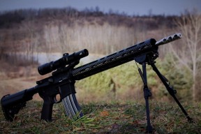 米兰登录入口-中超联赛中国青年队逆袭 球员拼搏精神感动球迷，中超俱乐部青训