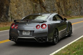 米兰登录入口-最奇葩战术失误集锦，奇葩中的战斗机图片