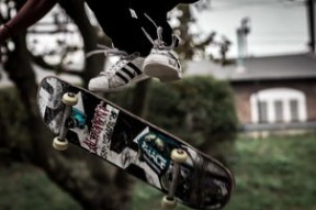 MILANSPORT下载-中国滑板队备战奥运重点提升动作稳定性，中国滑板队成员