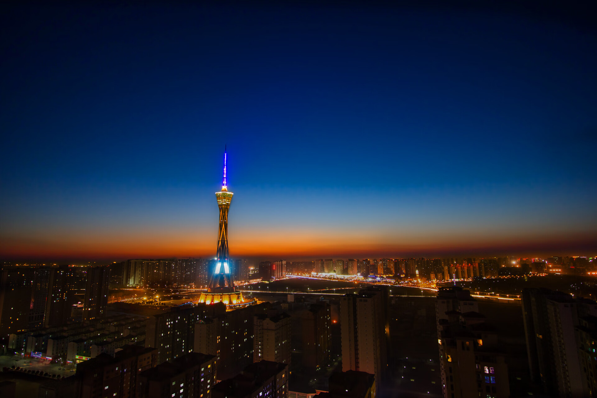 波兰队的表现回顾:在国际乒联混合团体世界杯中如何超越自我,波兰乒乓球著名运动员