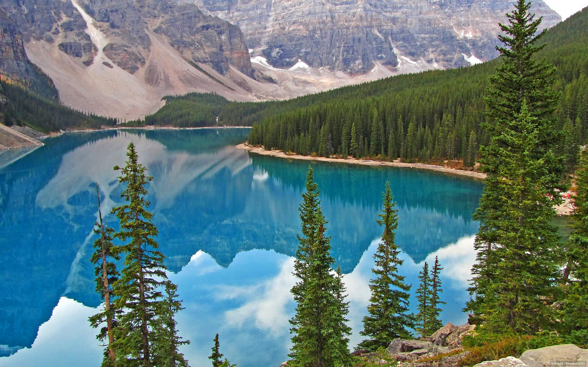 切尔西中场核心控场能力获高度评价,切尔西中场名宿